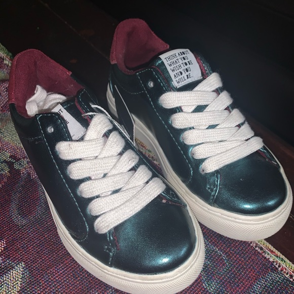 BRAND NEW NEVER WORN Zara girls sneakers US 10.5 - Picture 6 of 6